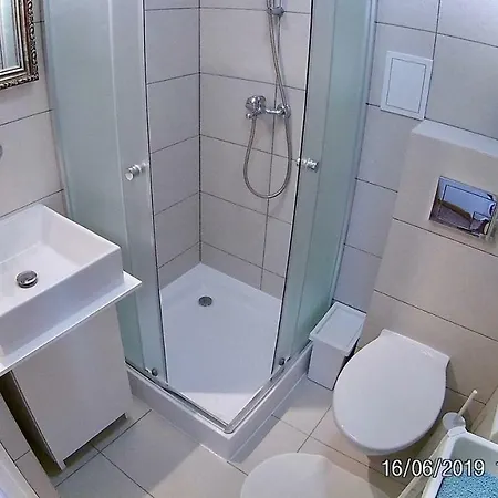 Czarny Bursztyn Apartment Dziwnowek Exterior photo