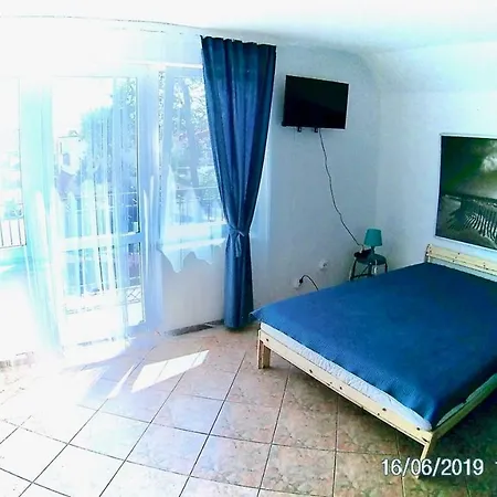 Czarny Bursztyn Apartment Dziwnowek Exterior photo